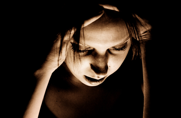 4 načini, s katerimi se boste lažje znebili migrene