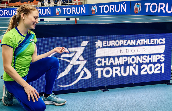Diskvalifikacija slovenske tekačice na evropskem dvoranskem prvenstvu 
